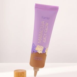 Tarte Maracujá Juicy Glow Tint Foundation